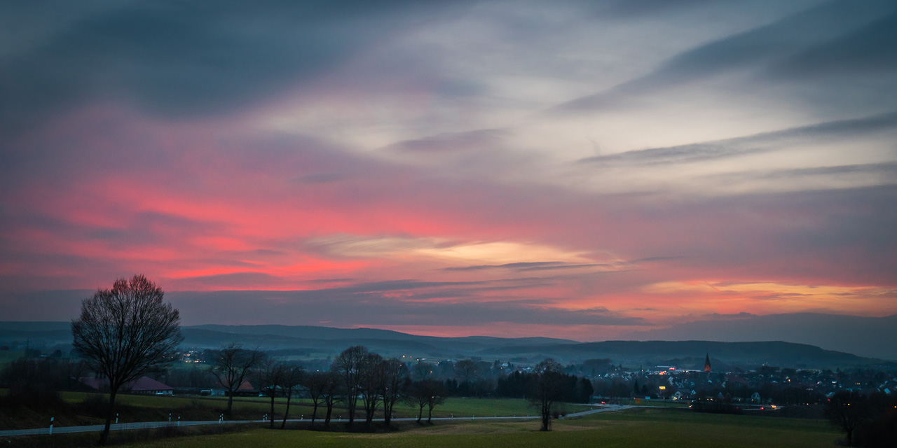 Blaue Stunde in der Steinheimer Börde